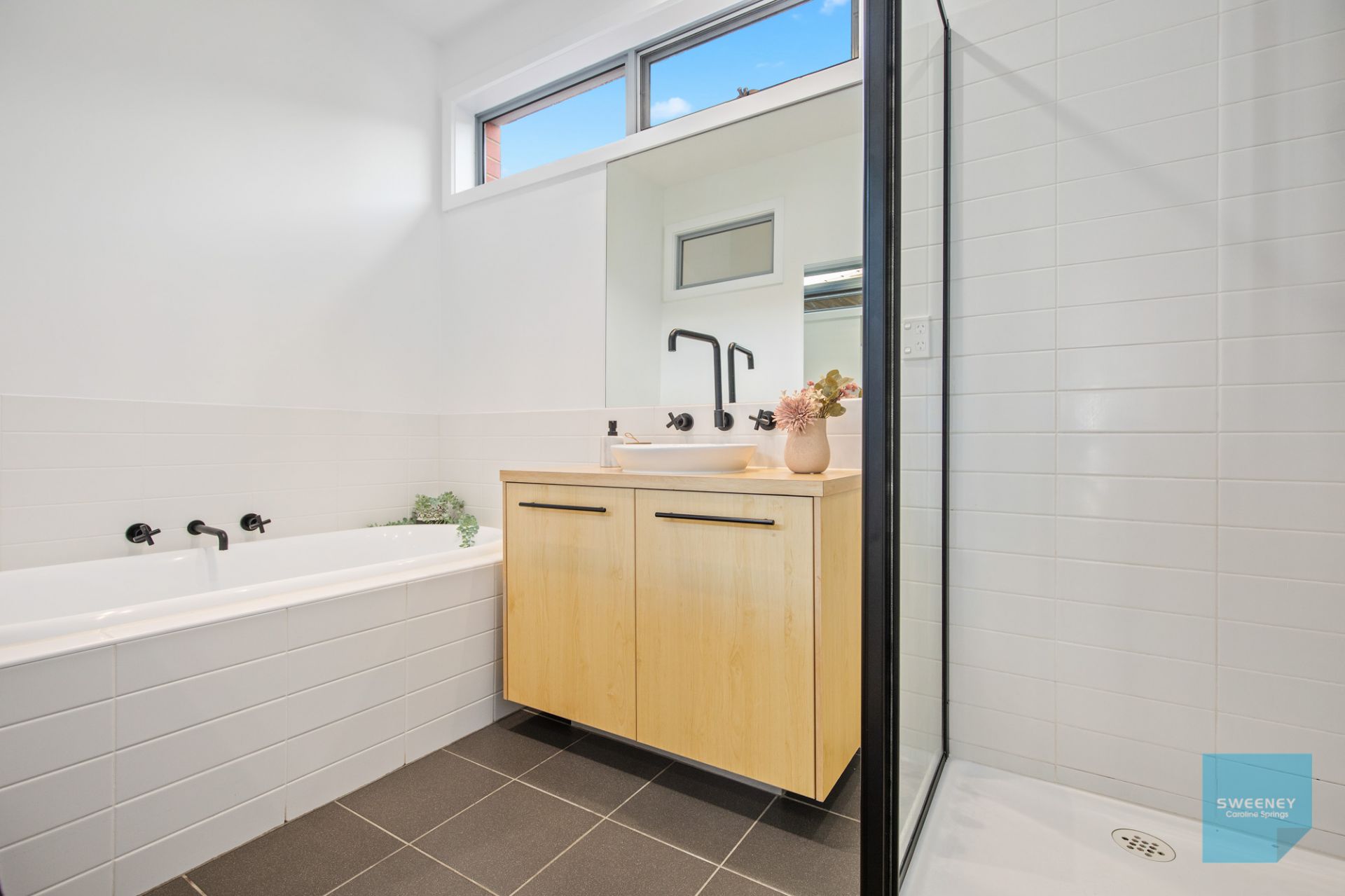 15 Cullen Terrace, Caroline Springs - Thumbnail 6