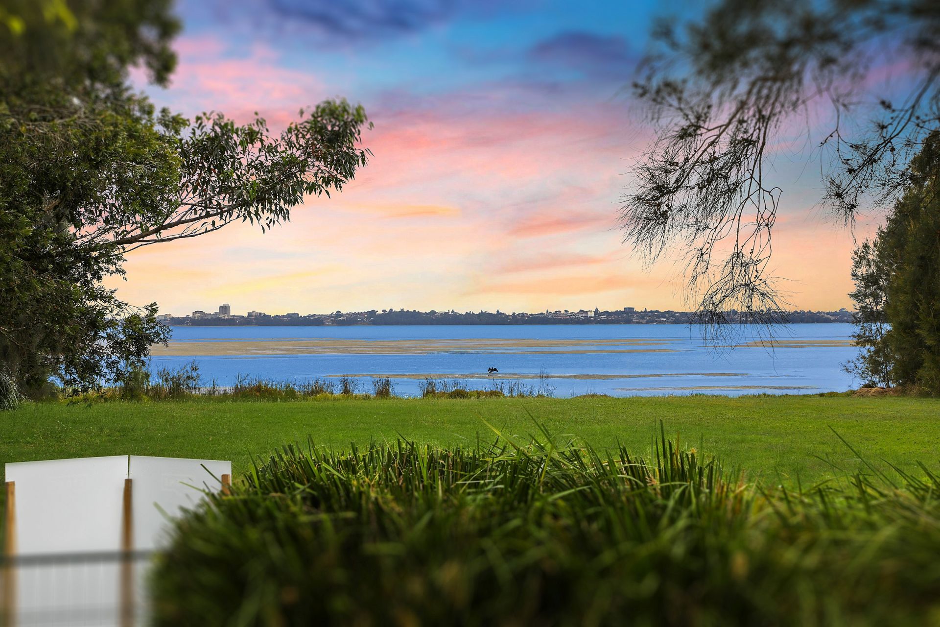 Real Estate For Sale 355 Lakedge Avenue Berkeley Vale , NSW