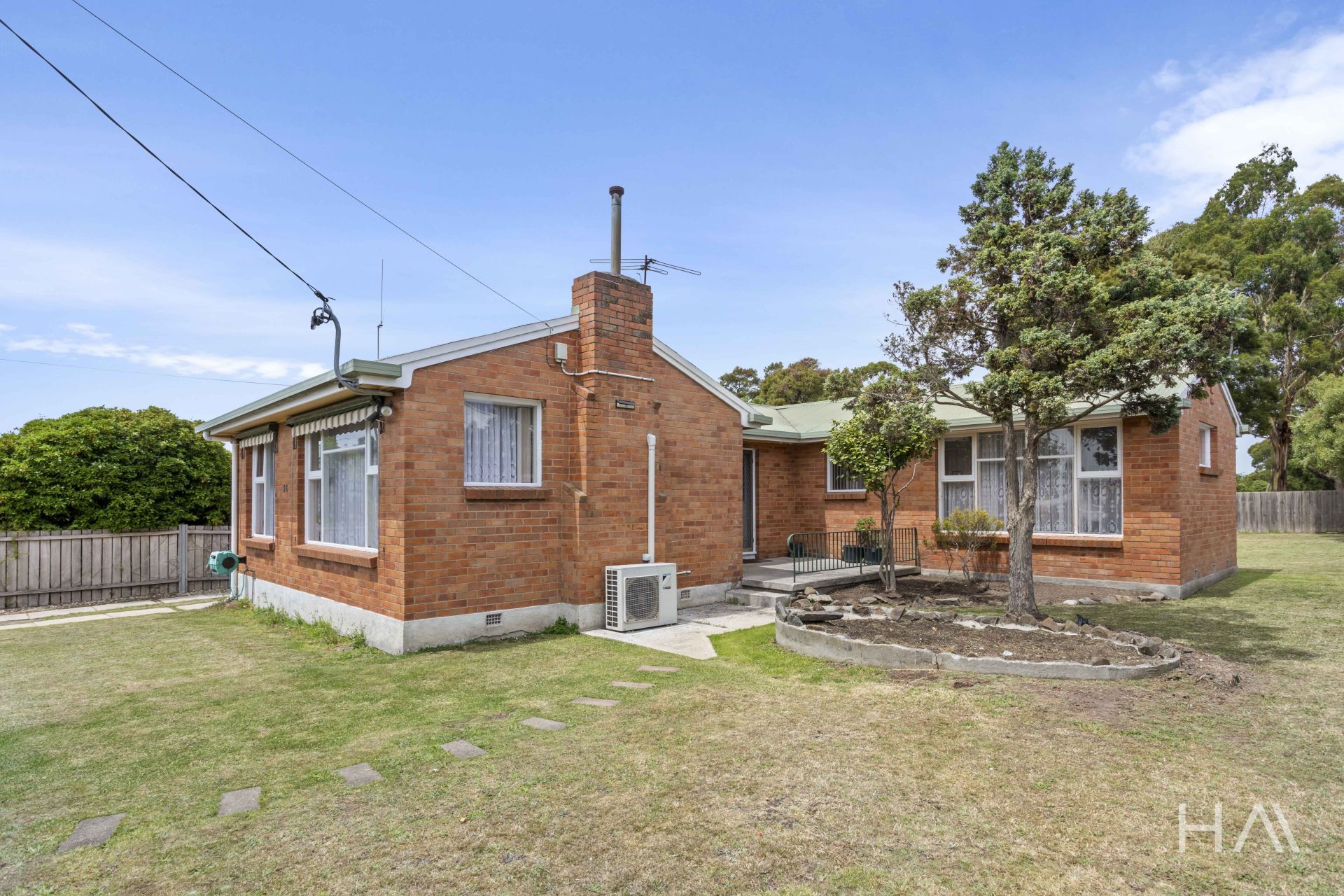 36 Fairway Crescent Riverside, Riverside - Thumbnail 2