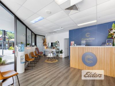 FULLY LEASED MOUNT GRAVATT FREESTANDER