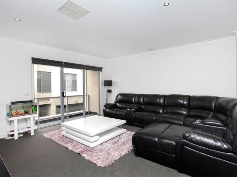 5/69-77 Lancefield Drive, Caroline Springs - Thumbnail 6