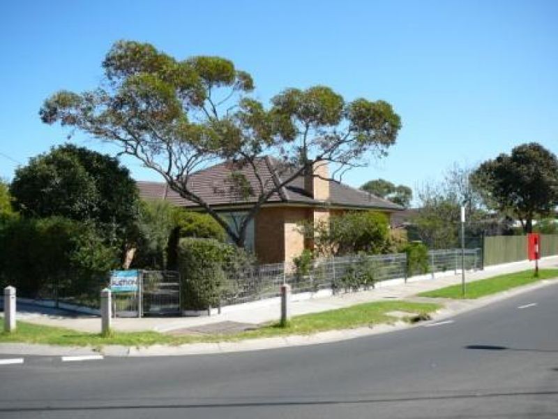 103 Grieve Parade, Altona - Thumbnail 7