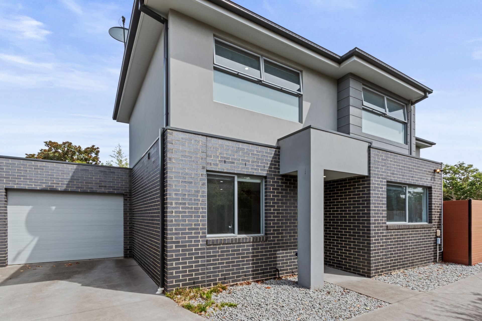 Charming Townhouse in Ideal Location