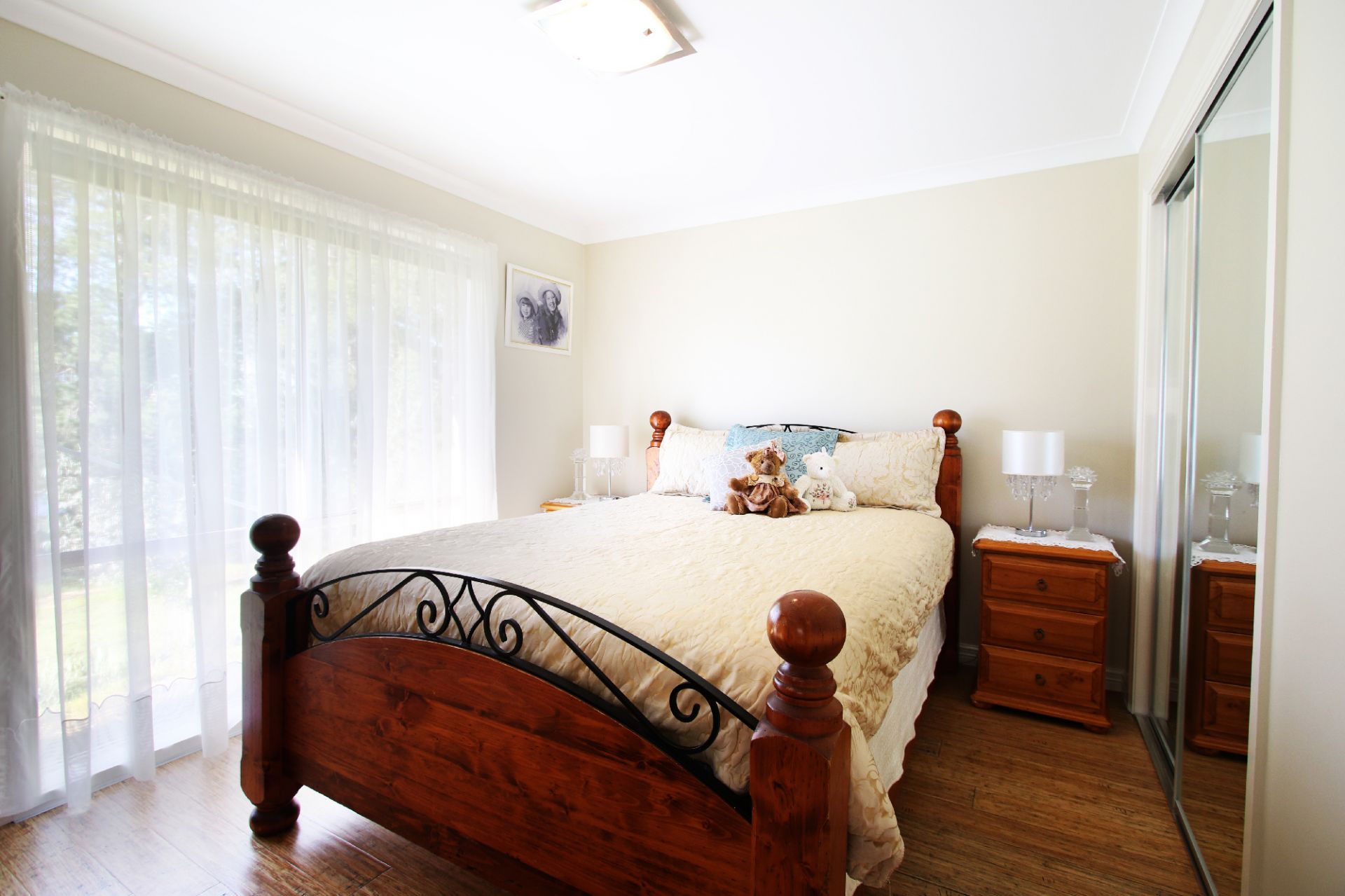 Peace And Privacy On Five Acre's