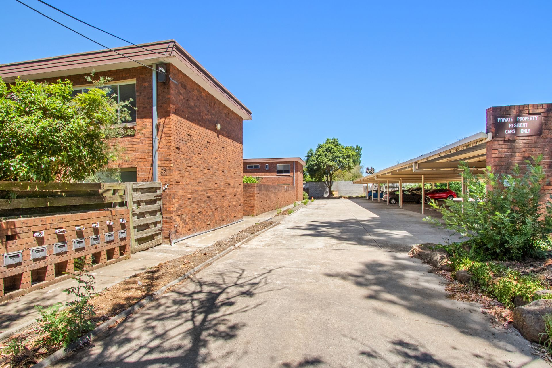 FULLY RENOVATED TWO BEDROOM TWO CAR SPACES