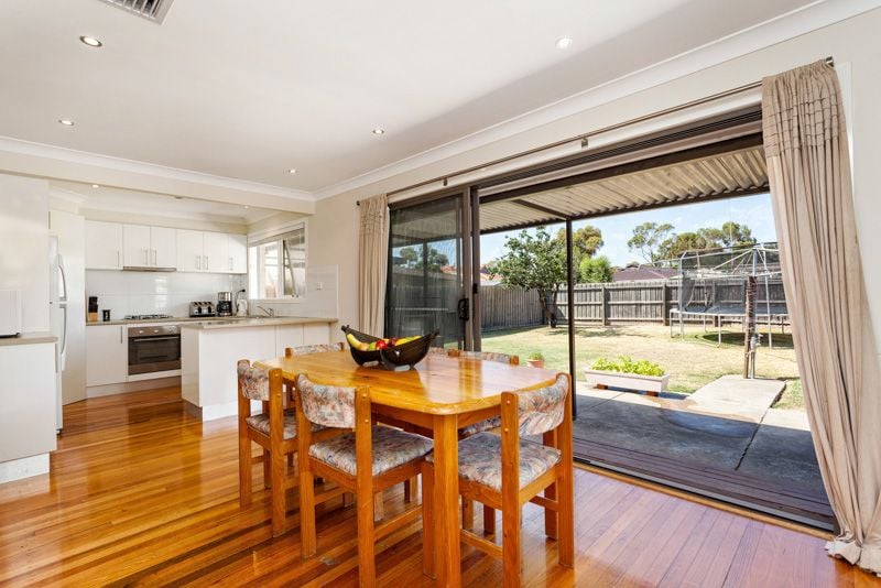 2 Laird Drive, Altona Meadows - Thumbnail 3