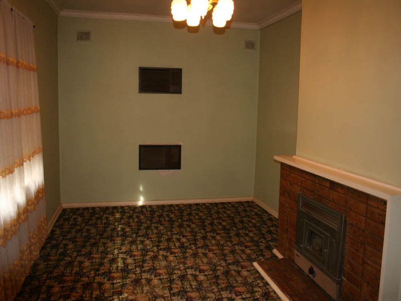 24 Thomas Street Salisbury 5108