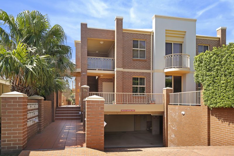 Real Estate For Lease 8/84 Smith Street Wollongong , NSW