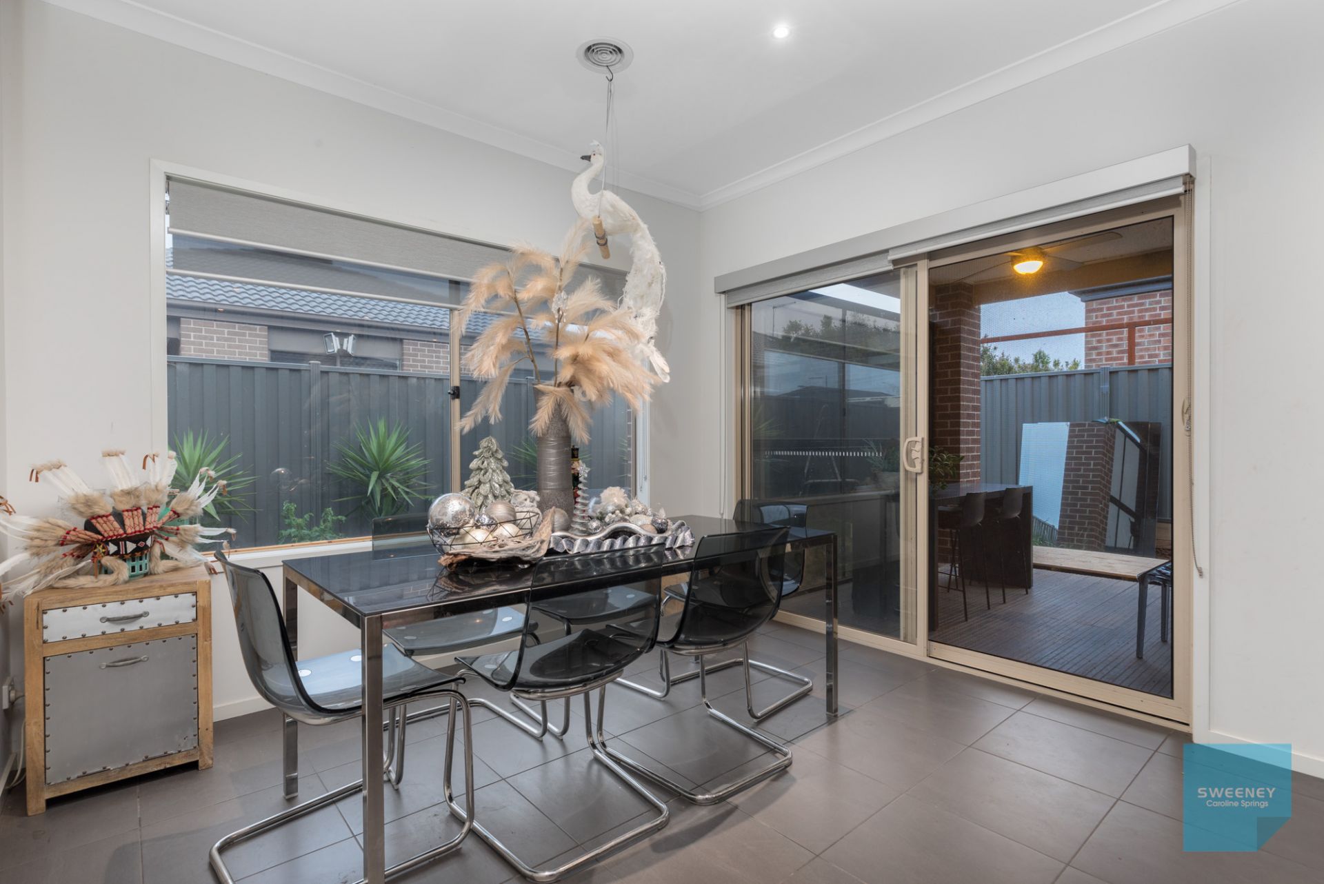 14 Luxor Drive, Fraser Rise - Thumbnail 8