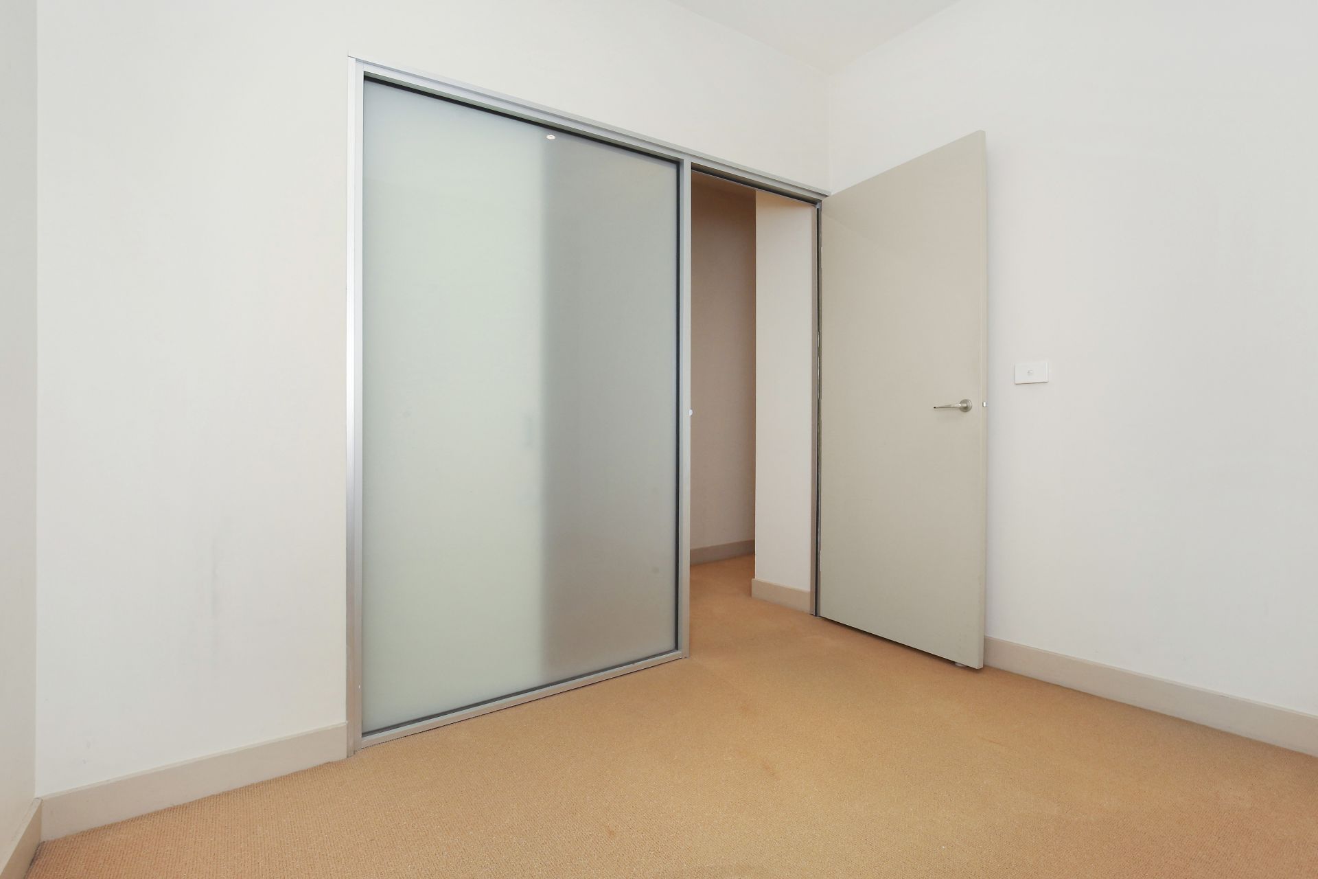 901/233 Collins Street, Melbourne - Thumbnail 8