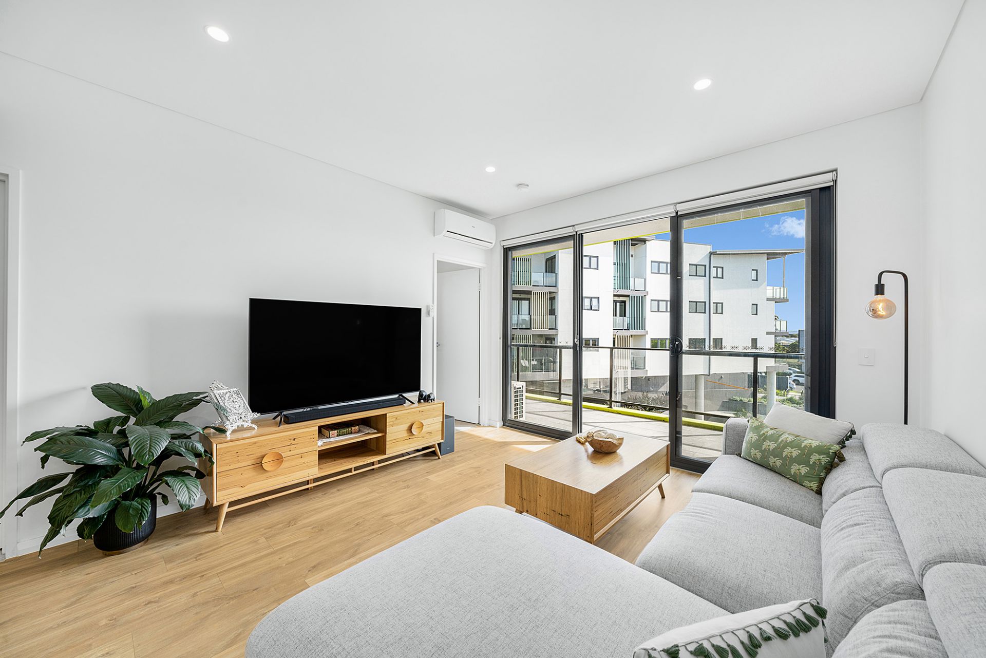 304/114 Northcote Road, Greenacre, Greenacre - Thumbnail 2