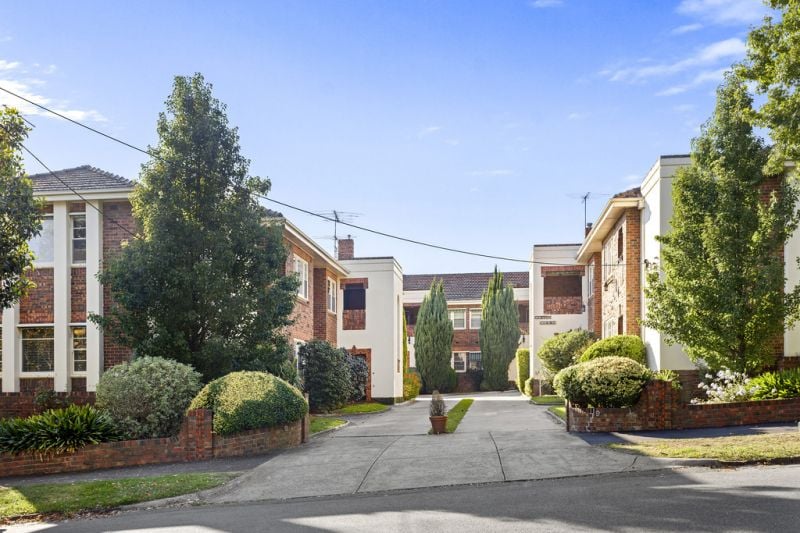 1/9 Coppin Grove, Hawthorn - Image 1