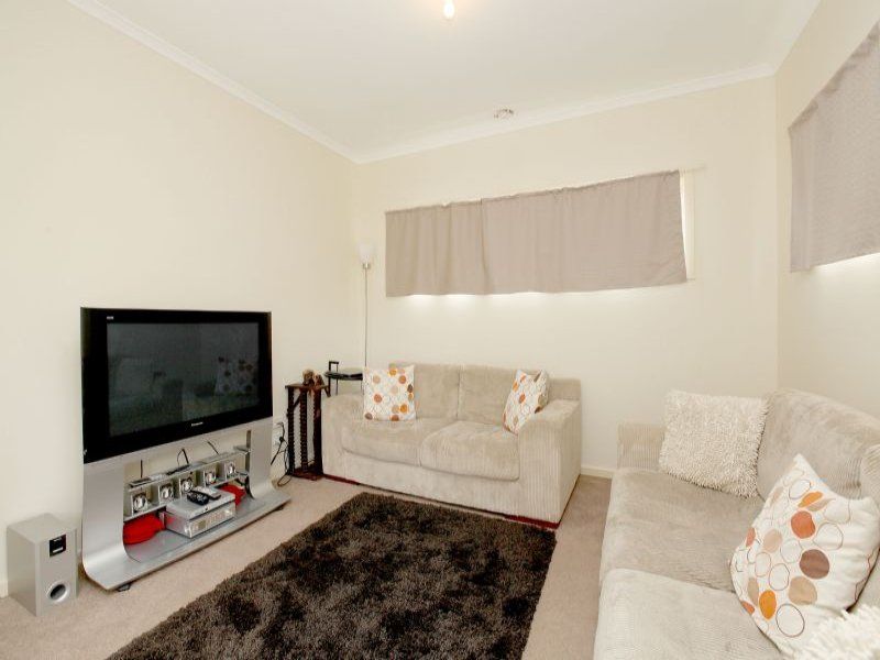 13 Wylie Circuit, Burnside Heights - Thumbnail 6