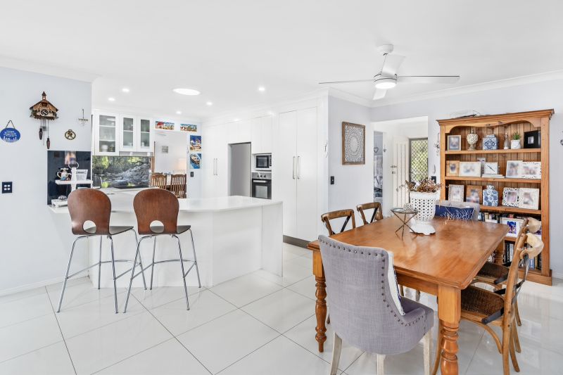 10 Narooma Place, Helensvale - Thumbnail 7