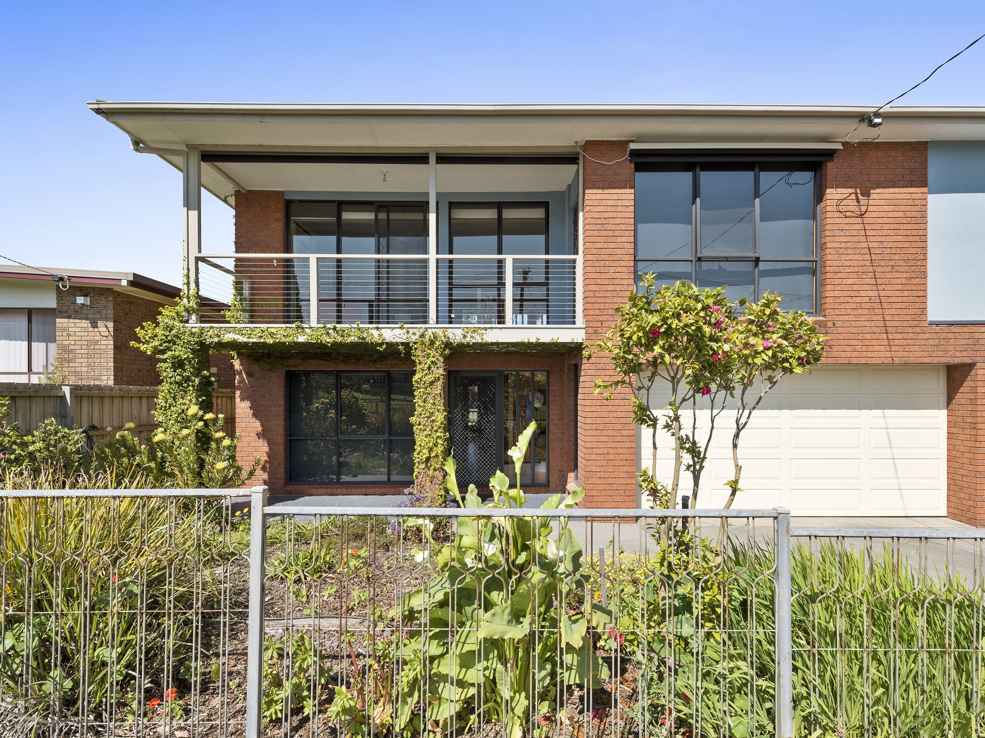 64 Costin Street, Apollo Bay - Thumbnail 2