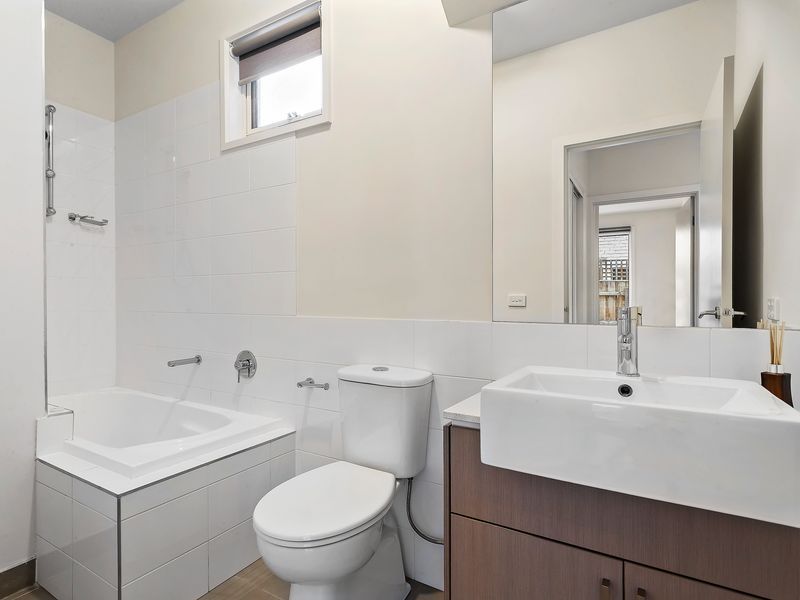 1/11 Churchill Avenue MAIDSTONE VIC, Maidstone - Thumbnail 5