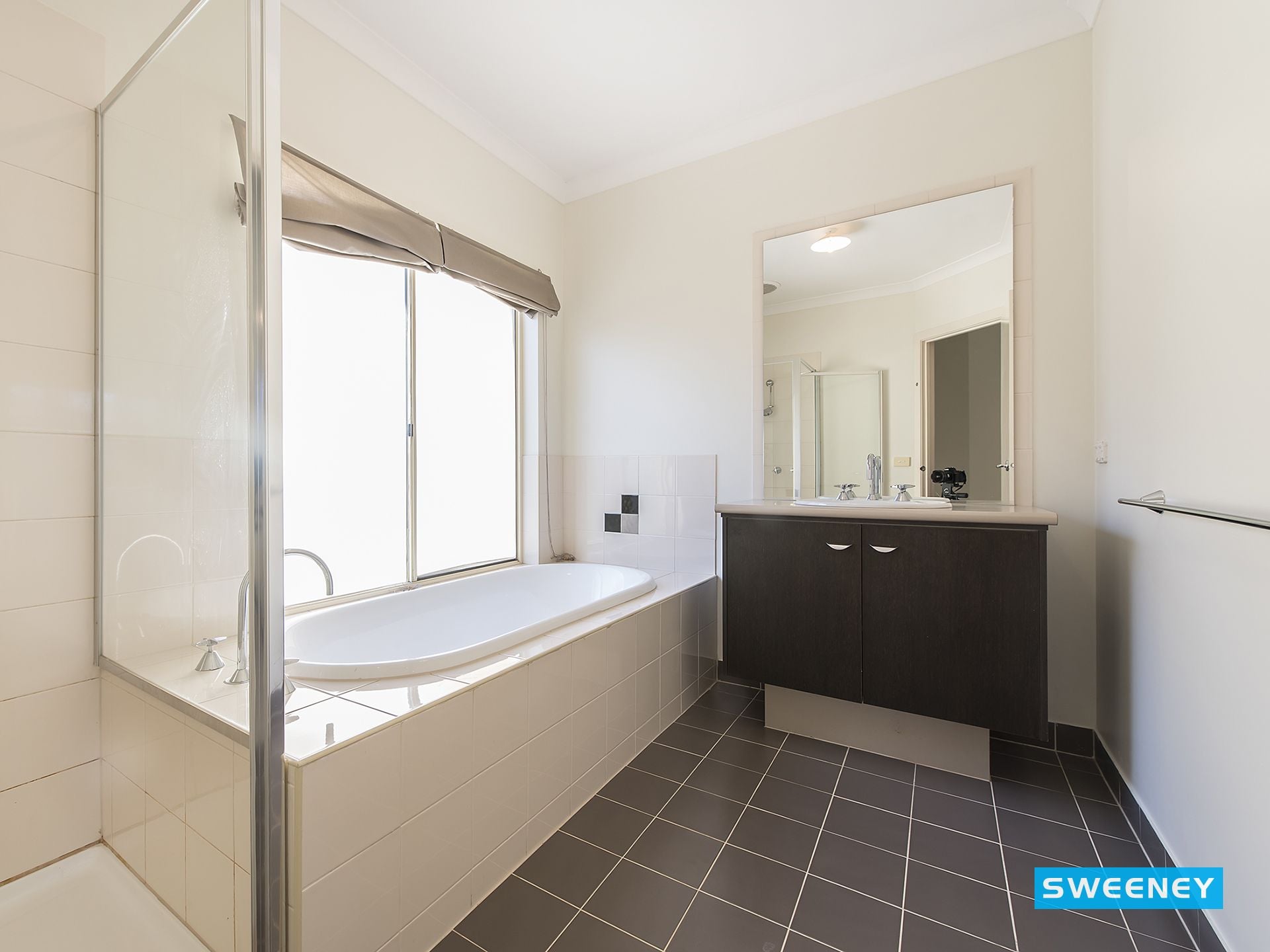6 Bovard Close, Caroline Springs - Thumbnail 8