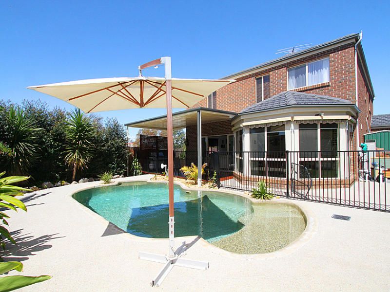 2 Kanooka Avenue SOUTH MORANG, South Morang - Thumbnail 4