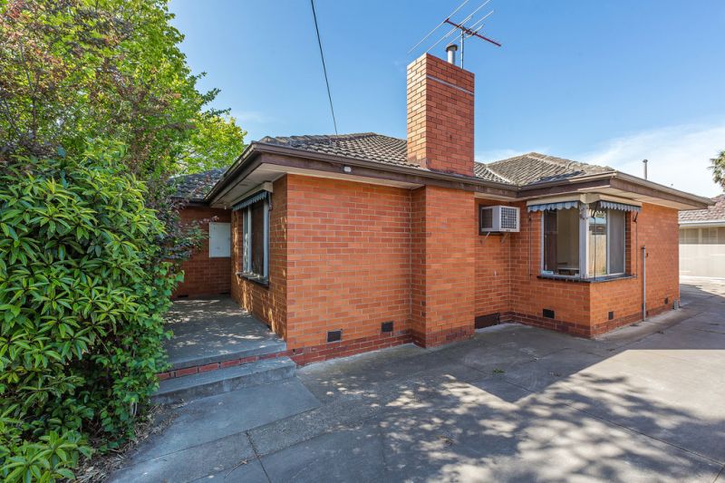 1/170 Maidstone Street, Altona - Thumbnail 2