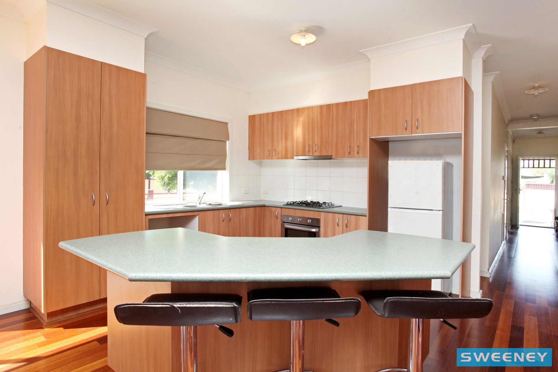 11 Lyme Park Circle, Caroline Springs - Thumbnail 3