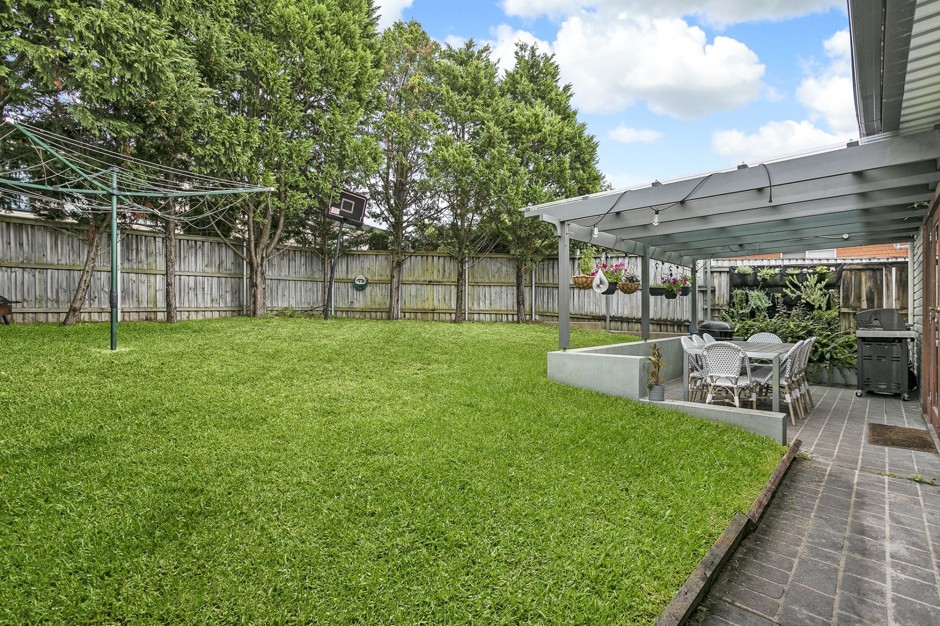 27 Bolaro Avenue Gymea NSW, Gymea - Thumbnail 3