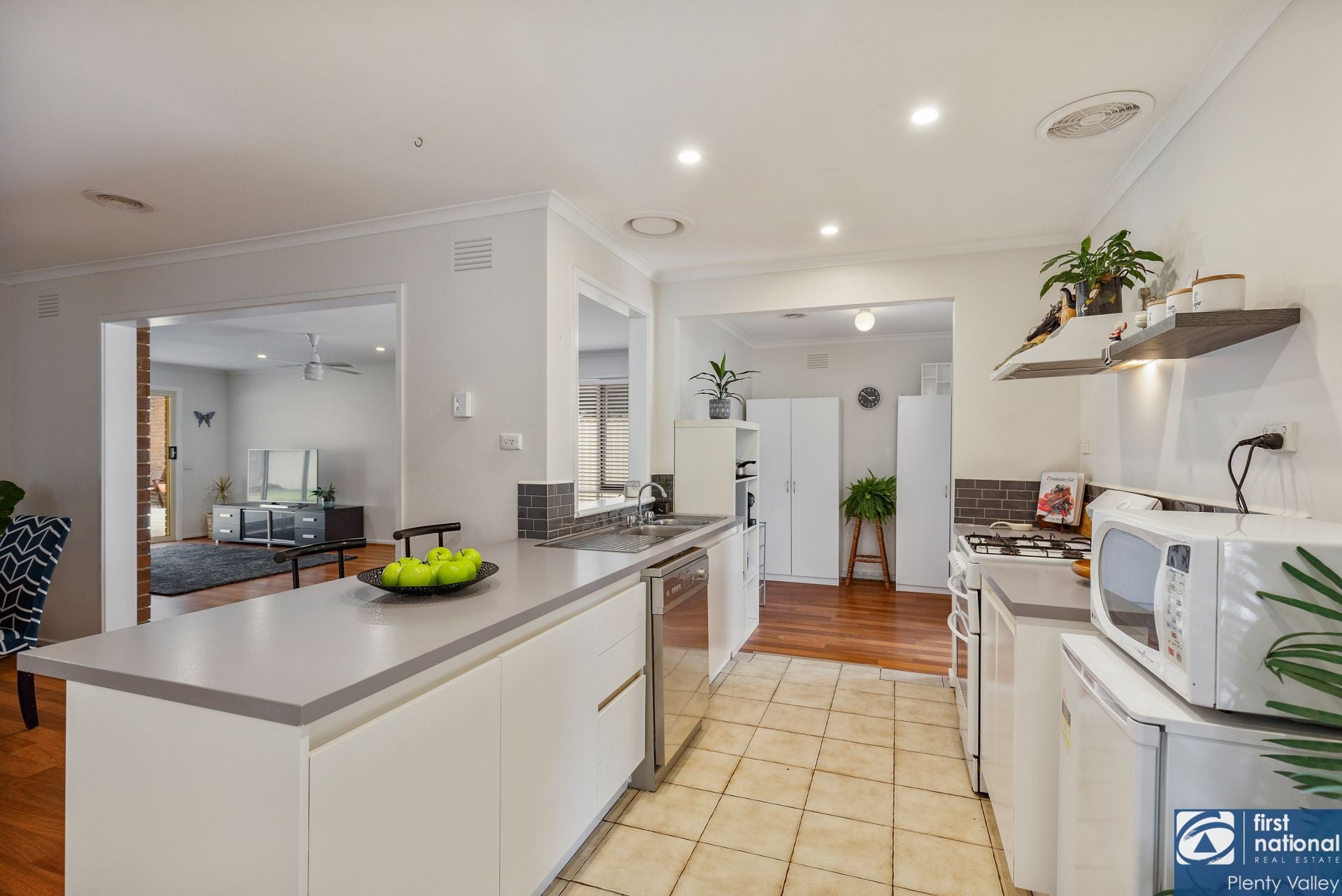 29 Gael Court Mernda, Mernda - Thumbnail 8