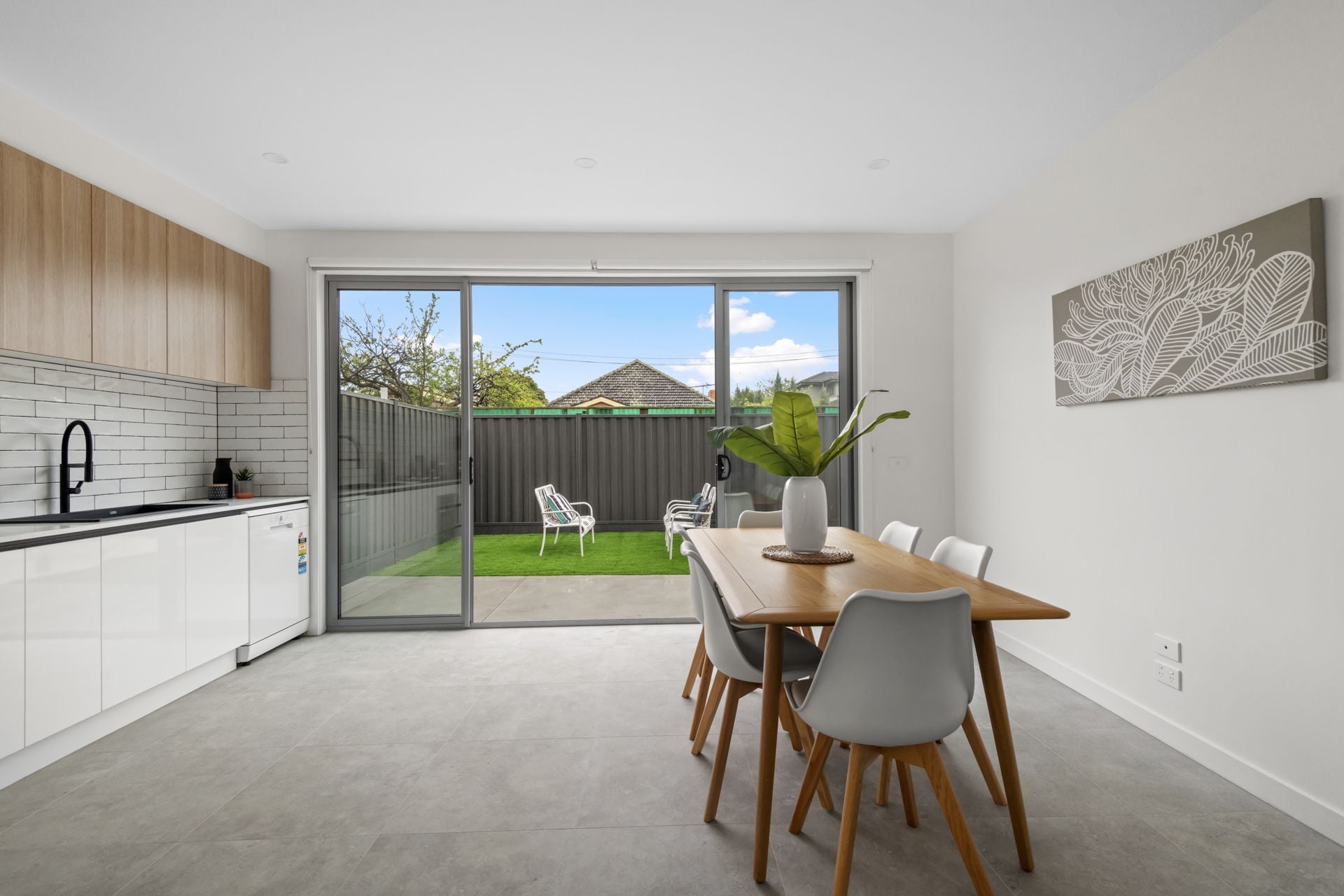 BRAND NEW- BOUTIQUE LIVING