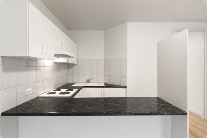 3/506 Glenferrie Road, Hawthorn - Thumbnail 3