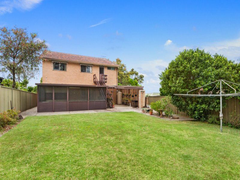 135 Coonong Road, GYMEA BAY, Gymea Bay - Thumbnail 3