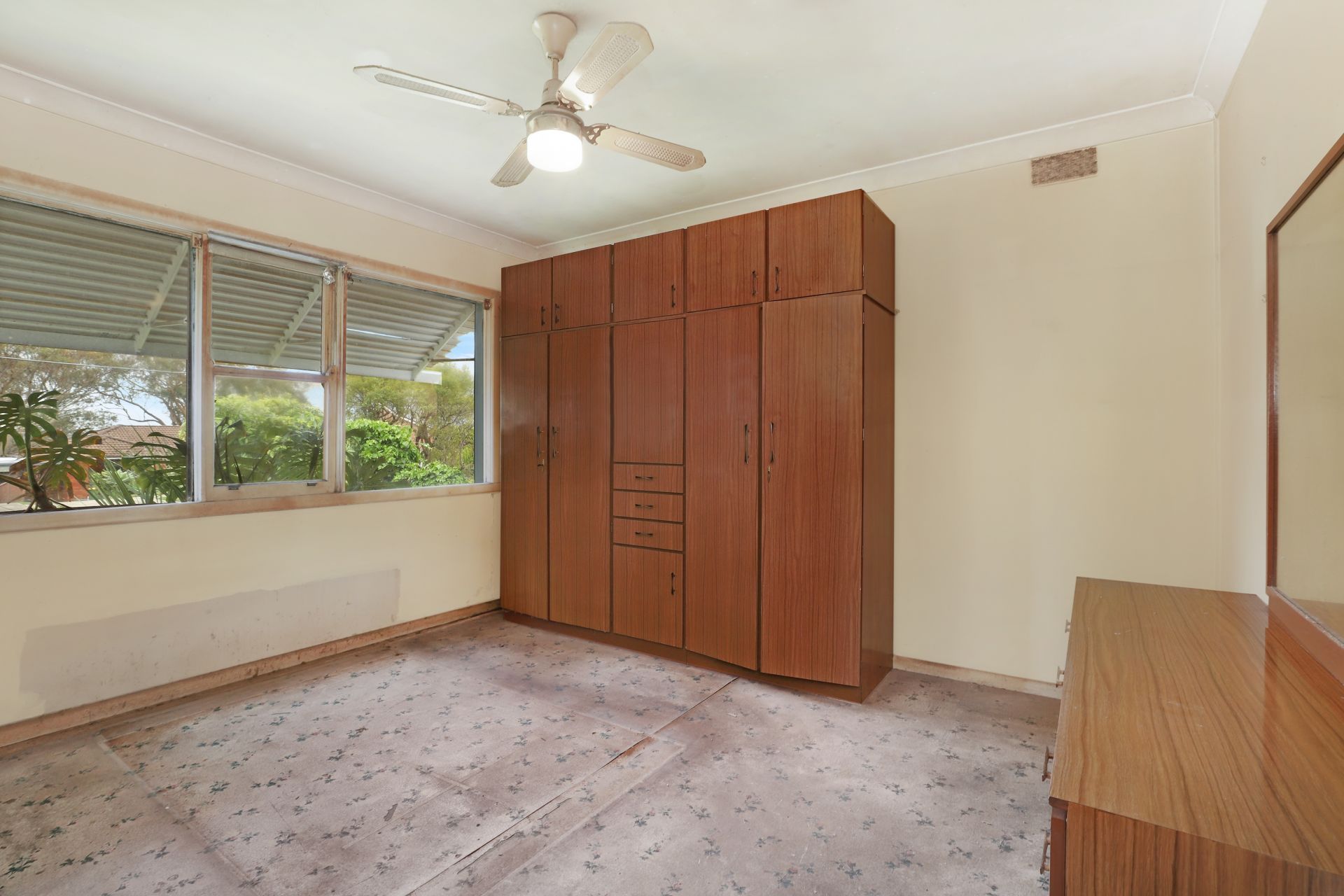 8 Thurlgona Road, Engadine, Engadine - Thumbnail 5