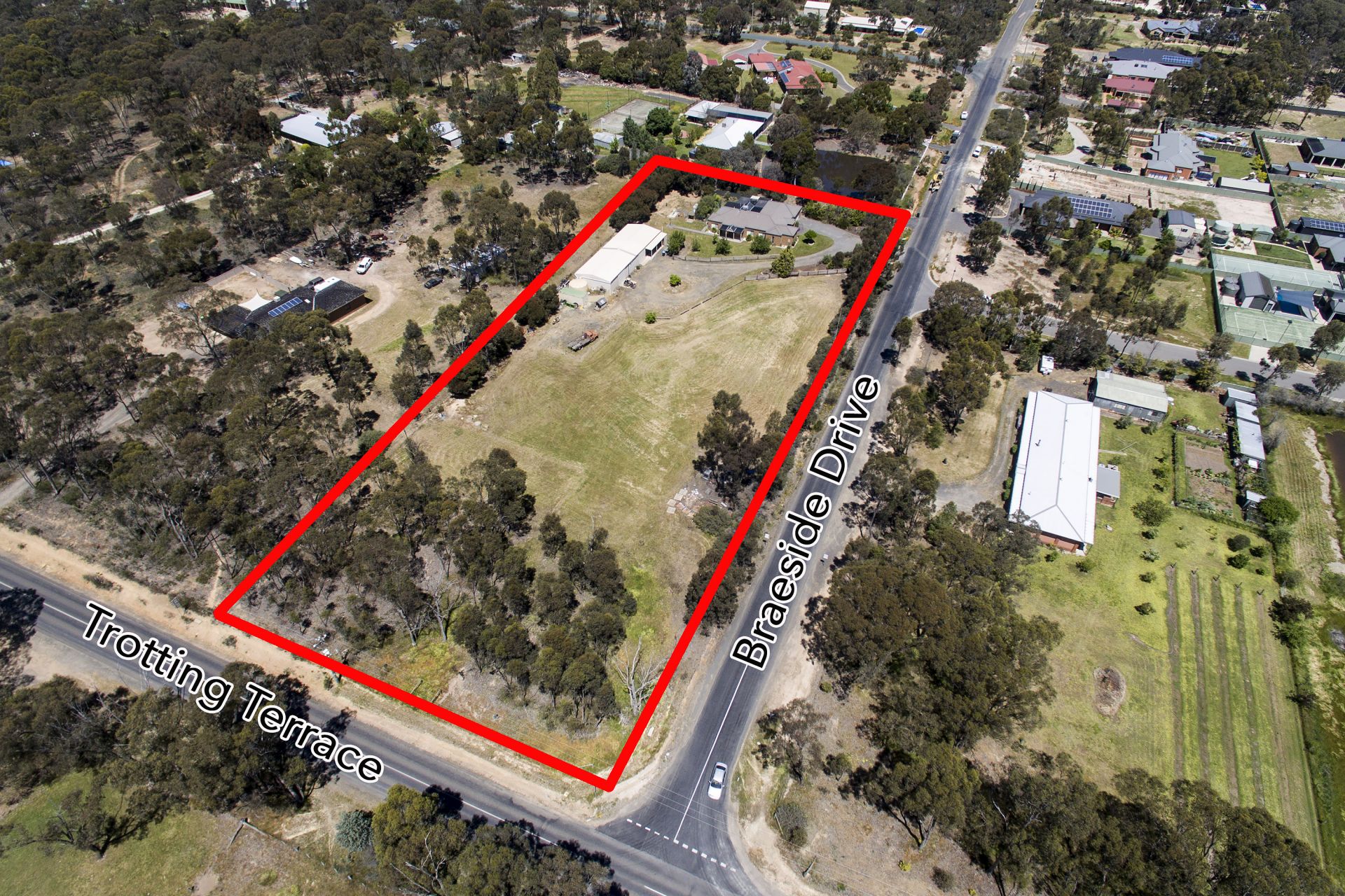 1 Braeside Drive, Junortoun Dungey Carter Ketterer