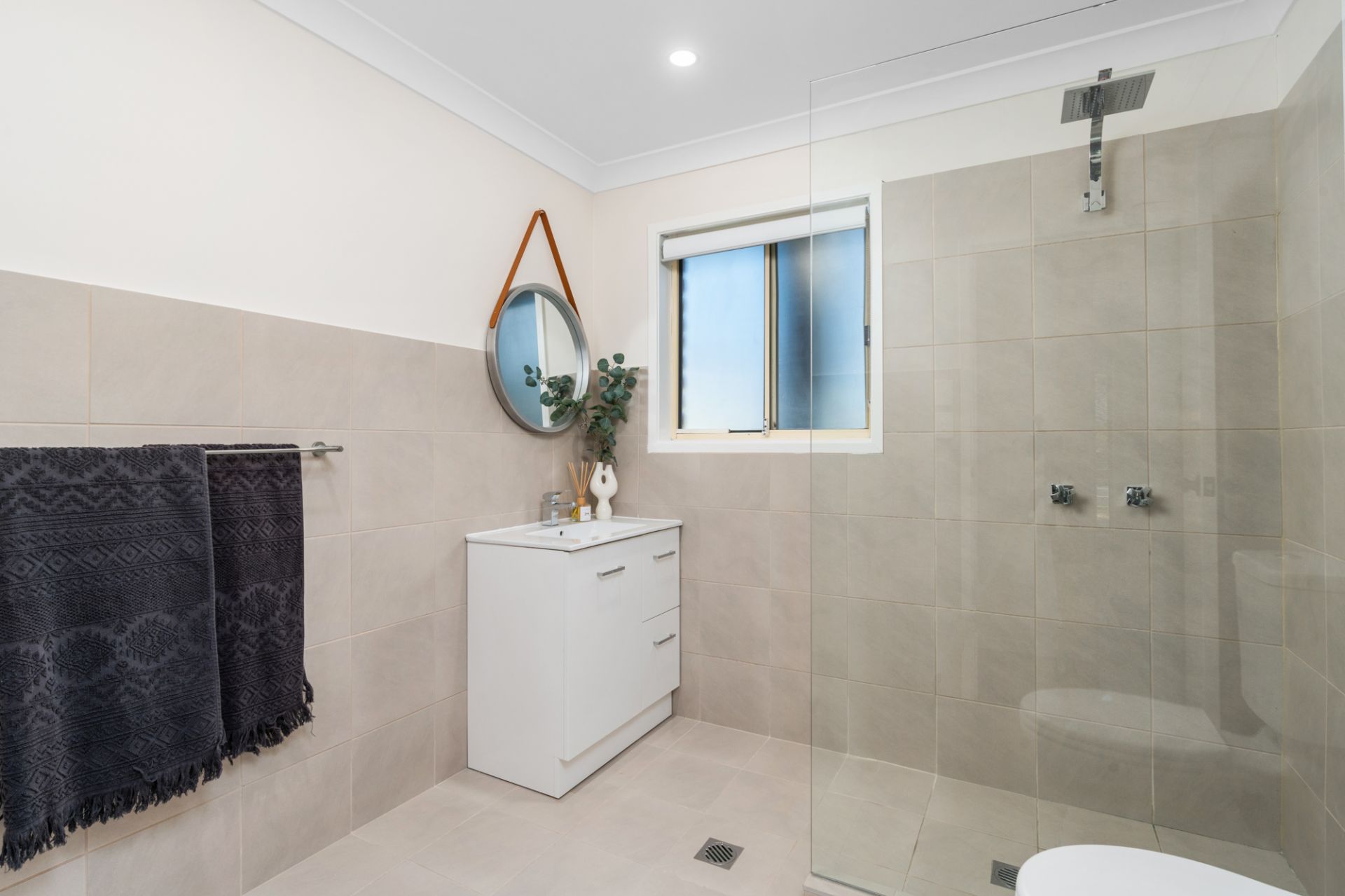 Real Estate For Sale 48 Rotherham Street Bateau Bay , NSW