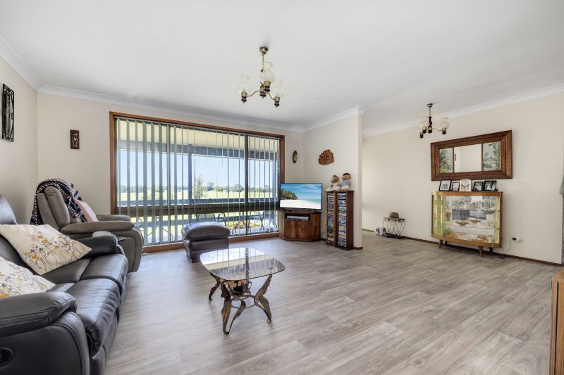 Real Estate For Sale 22 Warne Drive Aldavilla , NSW