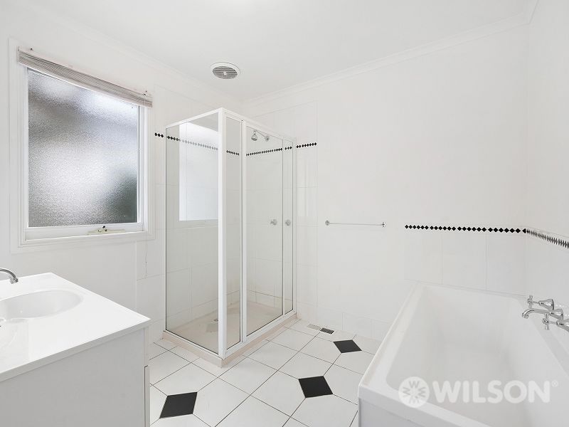 5 Empress Road, St Kilda East