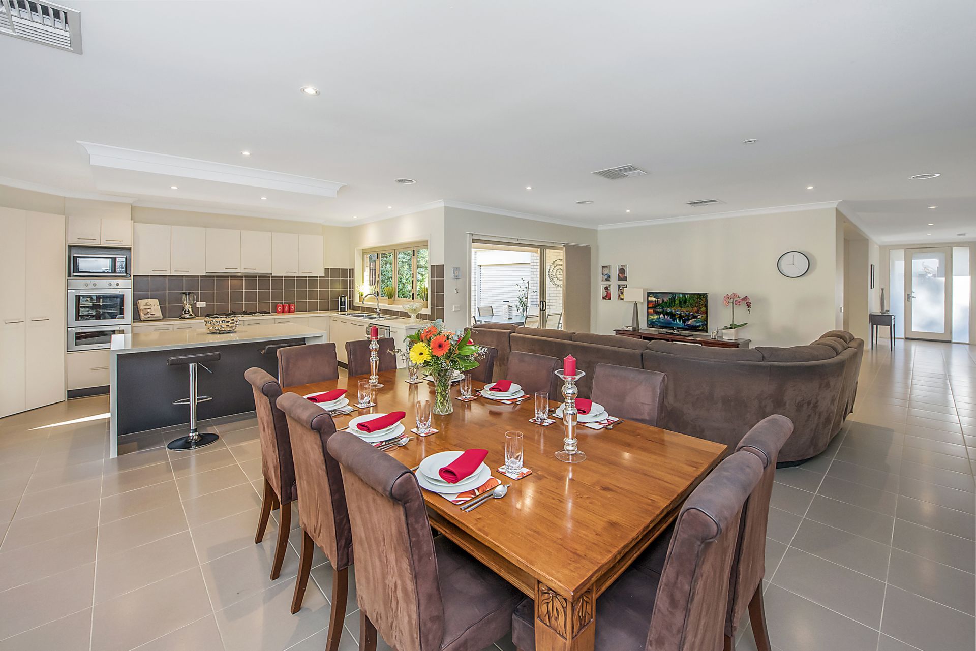 21 Chamonix Parade South Morang, South Morang - Thumbnail 6