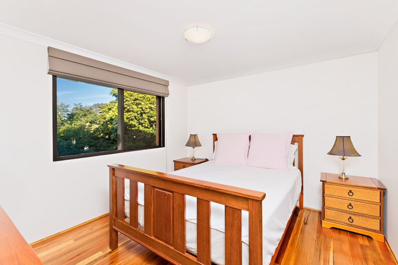 Sold - Modern Top Floor Retreat in Peaceful Surrounds