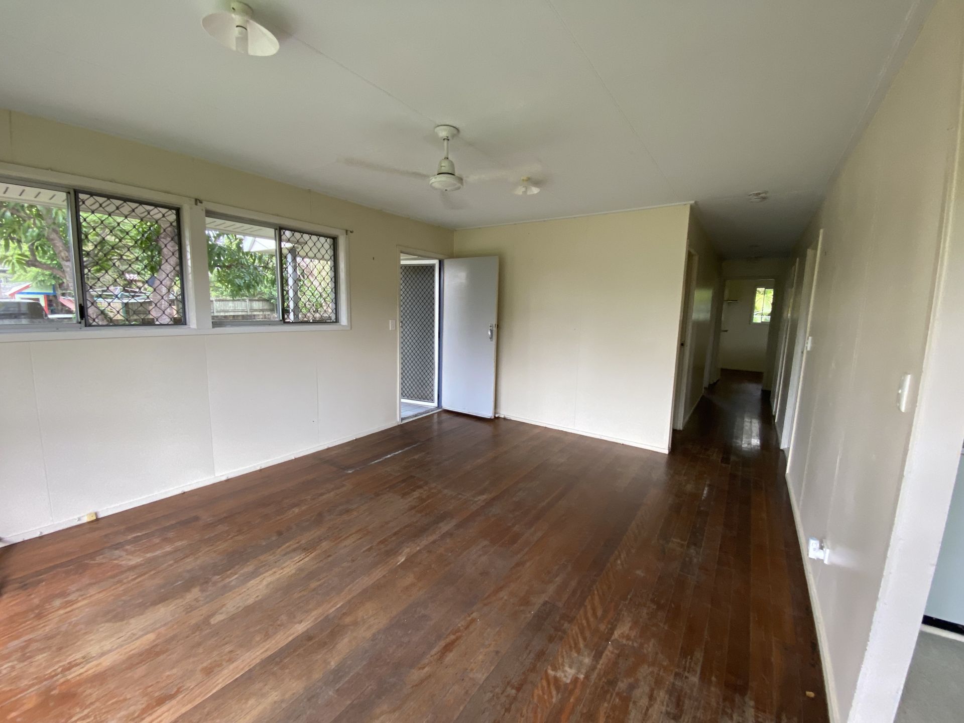Real Estate For Lease 5 Errol Street Loganlea , QLD