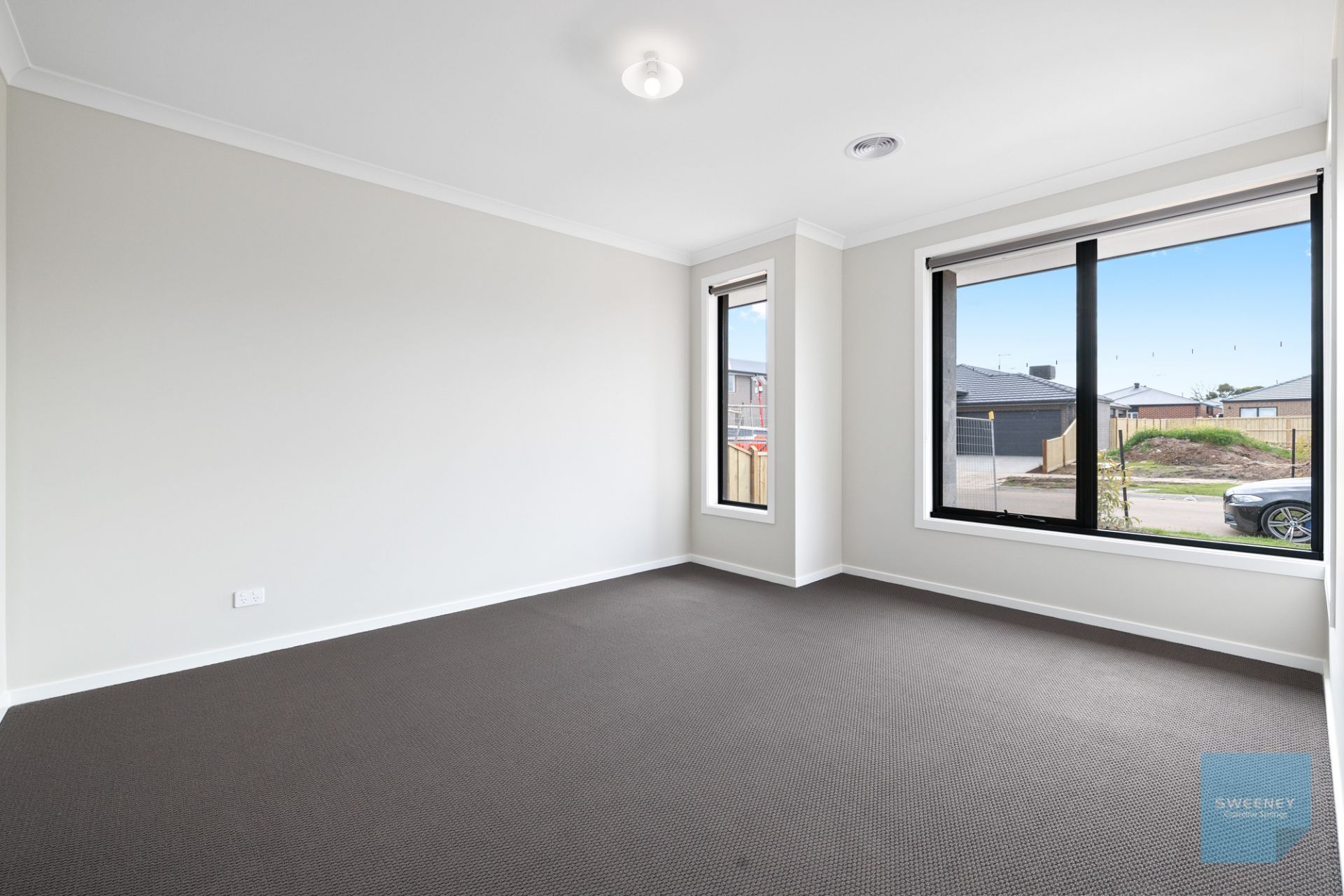 8 Milsom Avenue, Fraser Rise - Thumbnail 6