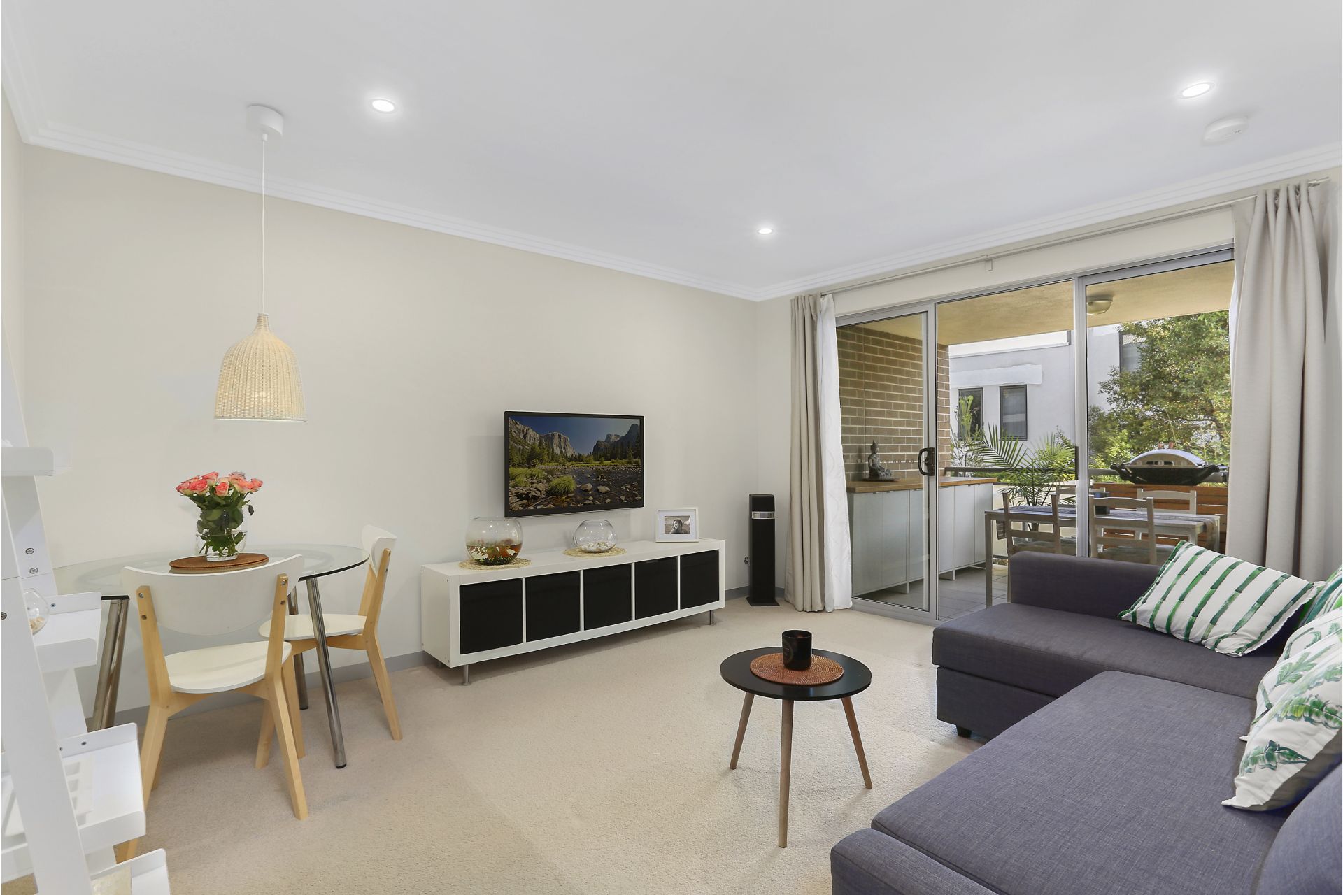 real-estate-for-lease-8-15-19-shackel-avenue-brookvale-nsw