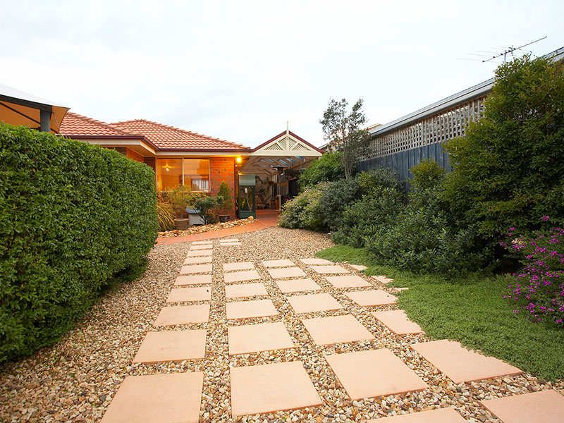 8 Davis Court, Altona Meadows - Thumbnail 5