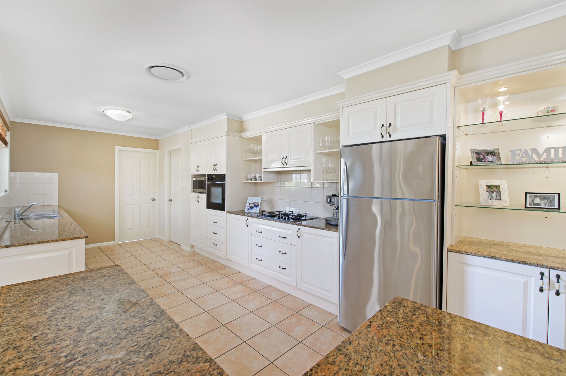 16 Olivine Street Port Macquarie NSW, Port Macquarie - Thumbnail 5