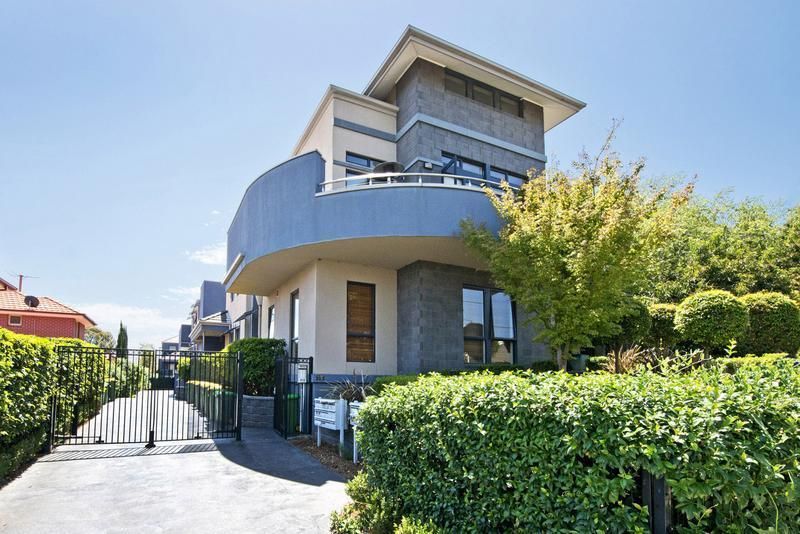 **Modern & Low Maintenance Living**