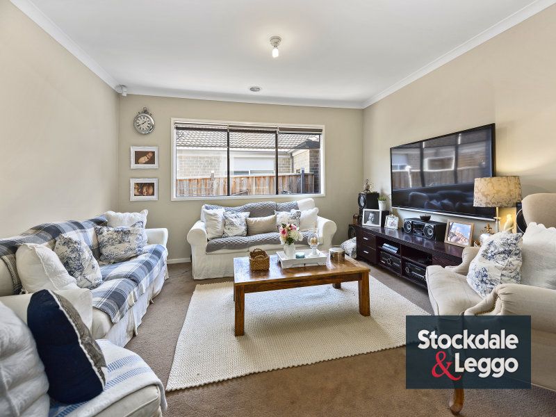 13 Arum Walk MERNDA, Mernda - Thumbnail 6