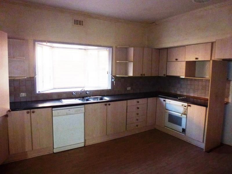 $310-$330 per week Looking for a great tenant