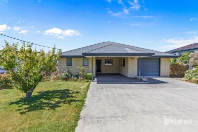 3
 
 
 
  
 
 
 2
 
 
 
  
 
 
 2
 
 
 
 
 
 
 
 30 Quinlan Crescent, Shearwater TAS 7307, Shearwater - Thumbnail 3