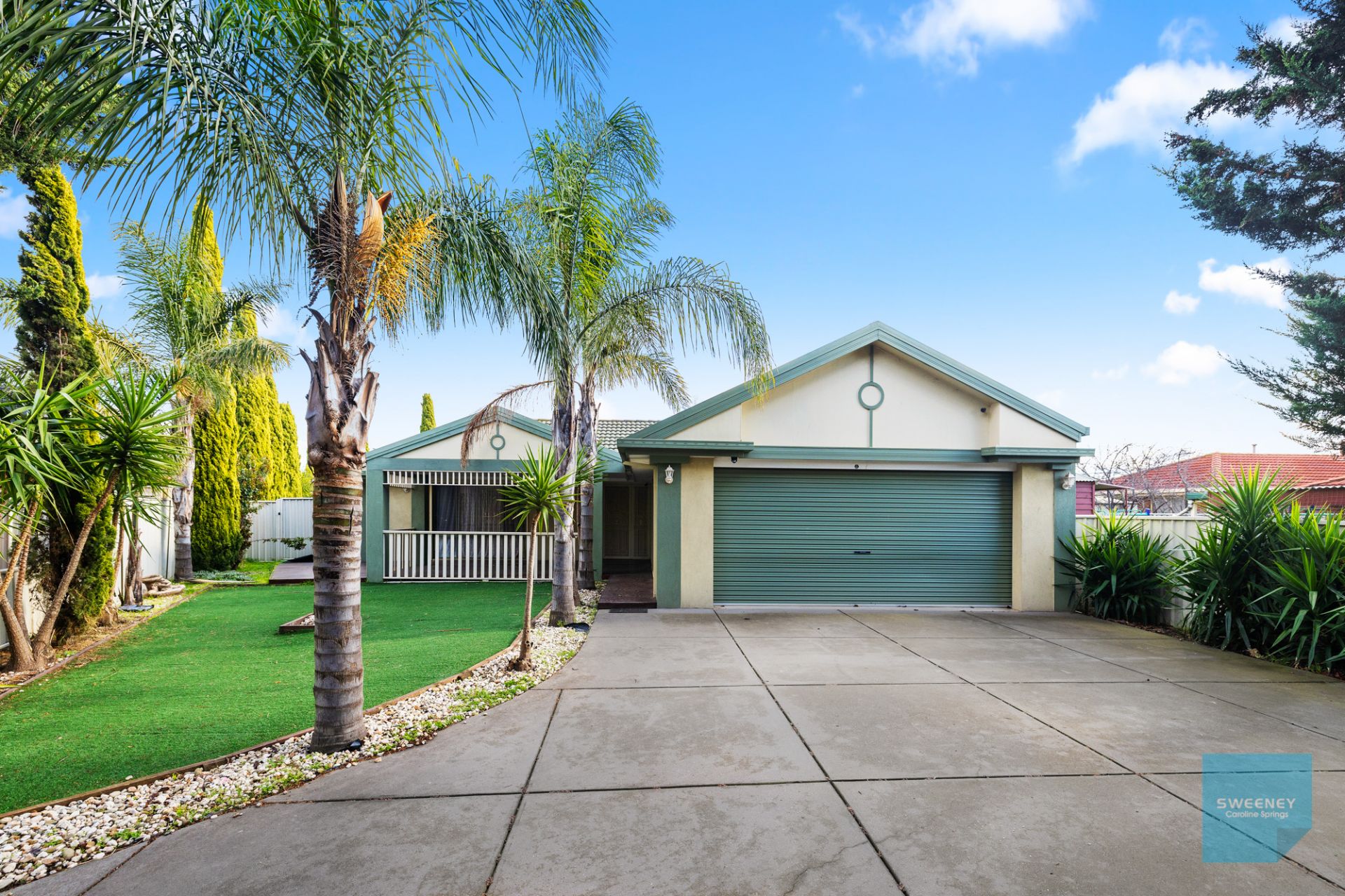 19 Elphinstone Way, Caroline Springs - Thumbnail 2
