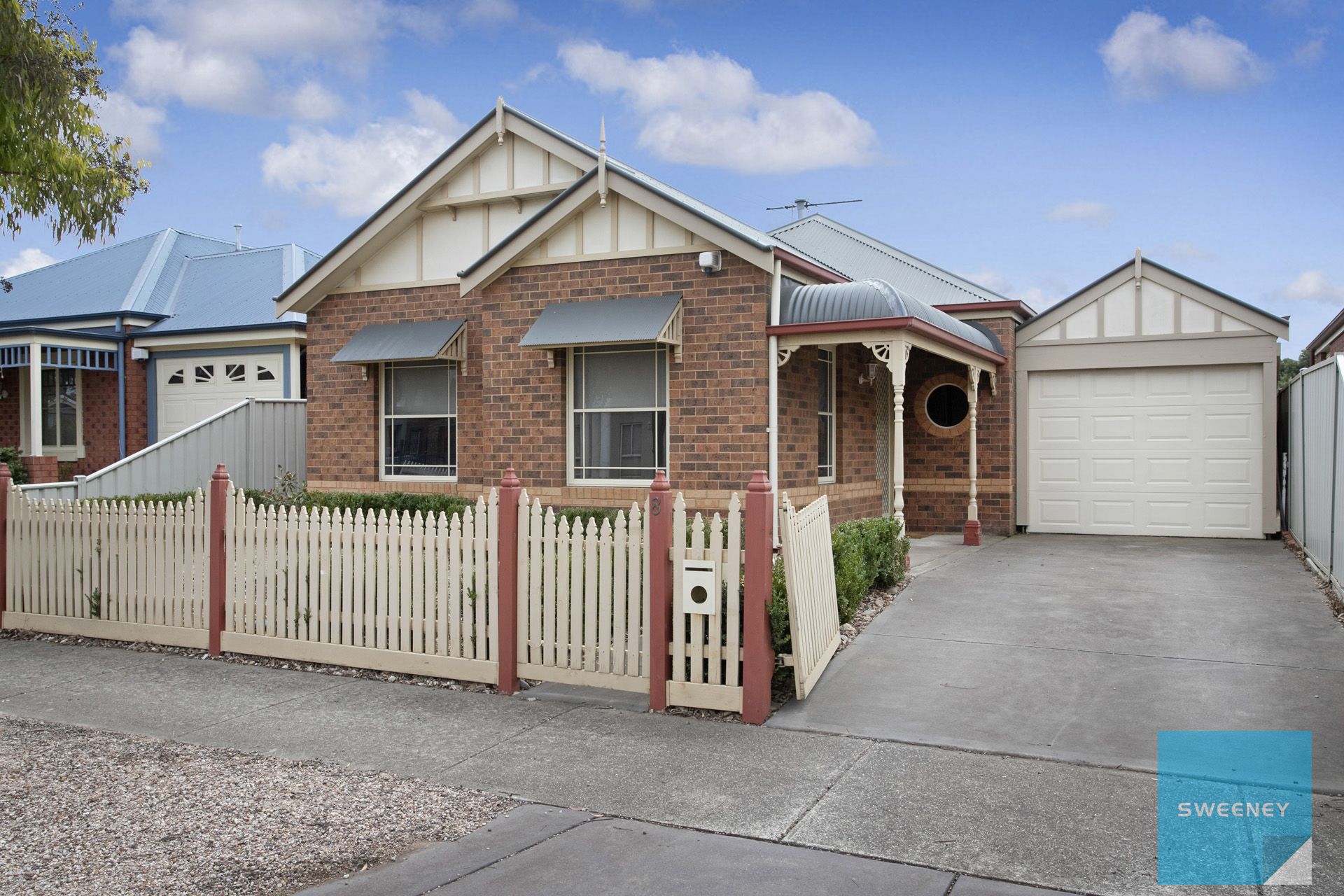 8 Millstream Way, Caroline Springs - Thumbnail 2