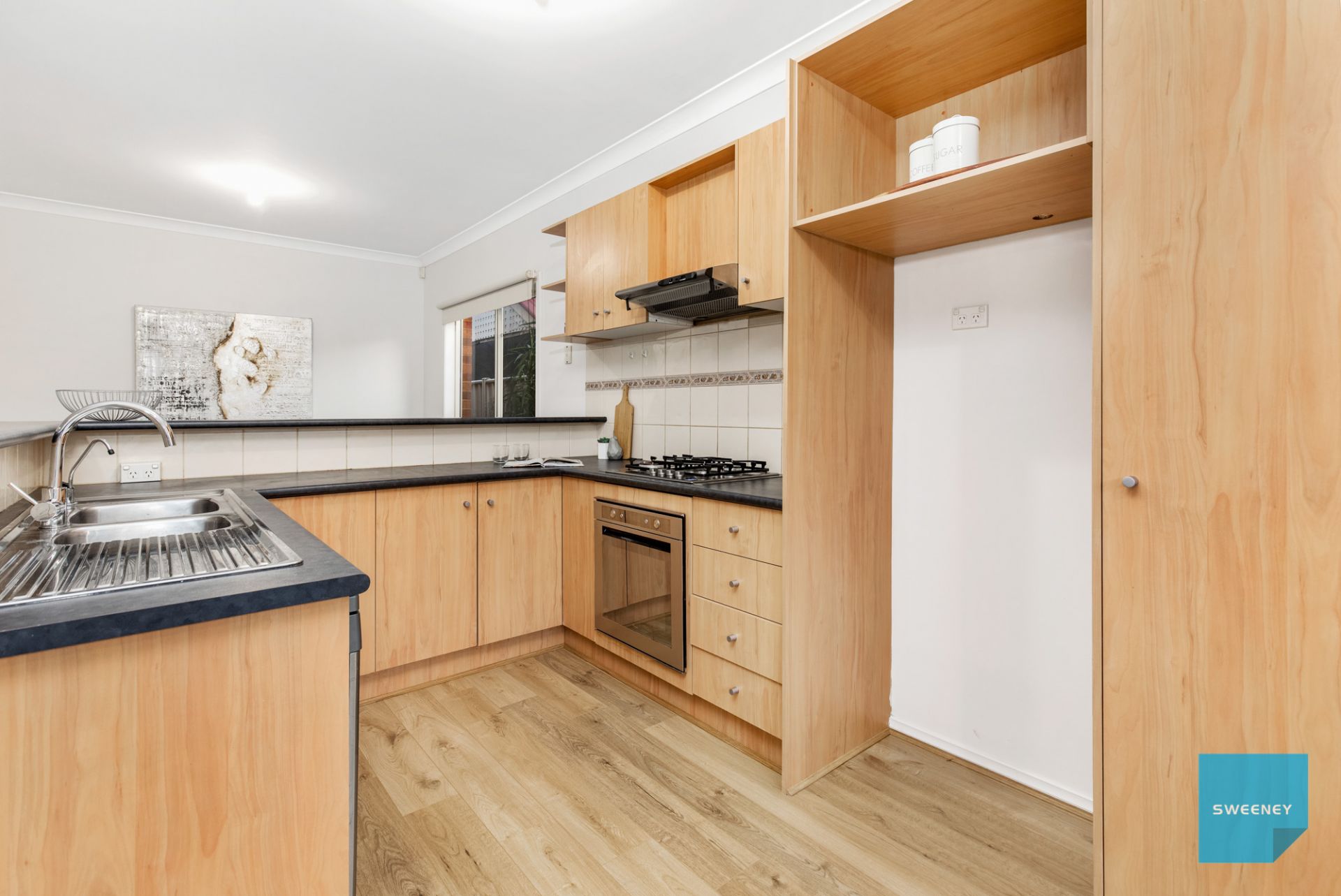 13 Smethwick Green, Caroline Springs - Thumbnail 4