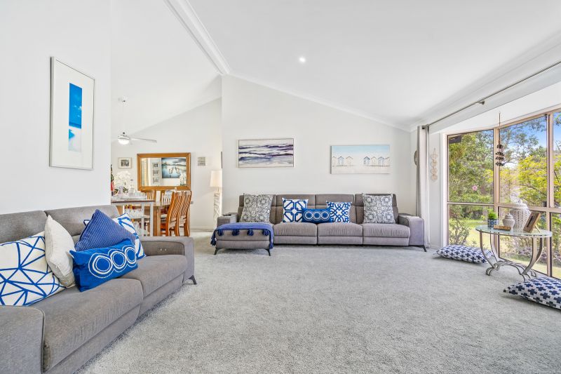 10 Narooma Place, Helensvale - Thumbnail 4