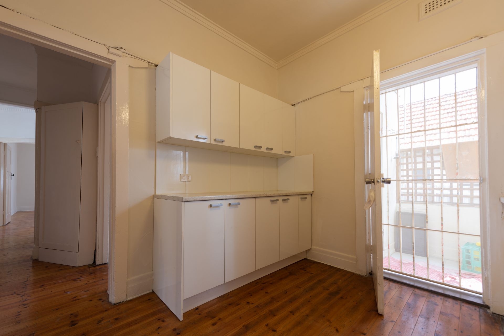 1/155 Alma Road, St Kilda East - Thumbnail 4